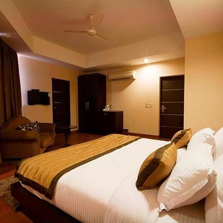 Hotel Shiva International Near By Igi Airport New Delhi Eksteriør bilde