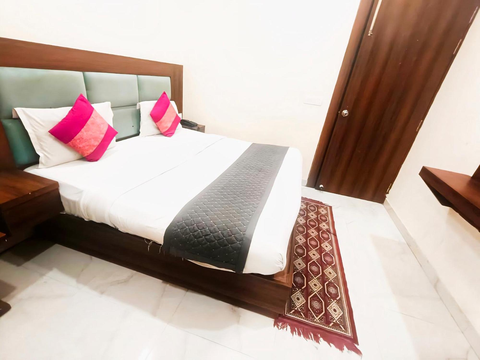 Hotel Shiva International Near By Igi Airport New Delhi Eksteriør bilde
